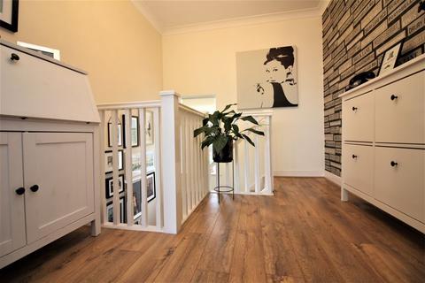 71 Burlington Road, Portishead, Bristol, BS20 7BQ
