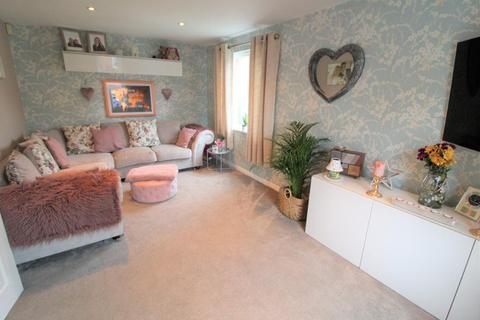 24 Champany Fields, Dodworth, Barnsley, S75 3TY