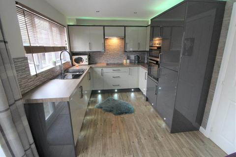 24 Champany Fields, Dodworth, Barnsley, S75 3TY