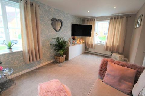 24 Champany Fields, Dodworth, Barnsley, S75 3TY