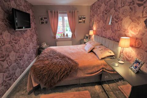 24 Champany Fields, Dodworth, Barnsley, S75 3TY
