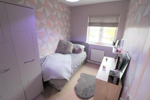 24 Champany Fields, Dodworth, Barnsley, S75 3TY