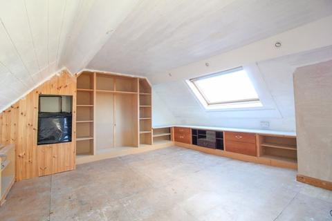 76 Allhallowgate, Ripon, HG4 1LE