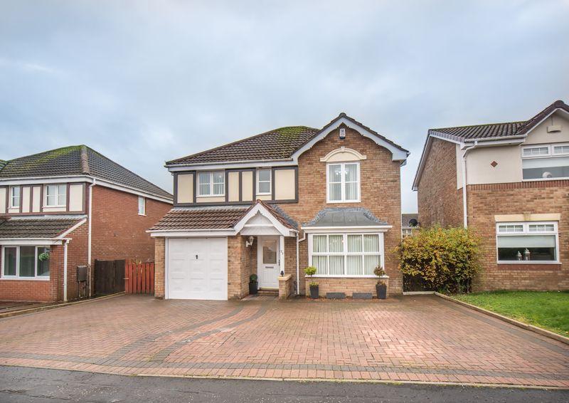 Baleshrae Crescent, Kilmarnock, KA3 2GN 4 bed detached villa £195,000