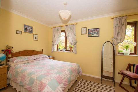 19 Bay Tree Close, Heathfield, TN21 8YG