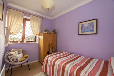 19 Bay Tree Close, Heathfield, TN21 8YG