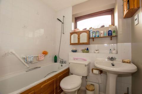 19 Bay Tree Close, Heathfield, TN21 8YG