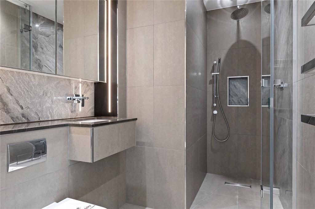 Shower Oom