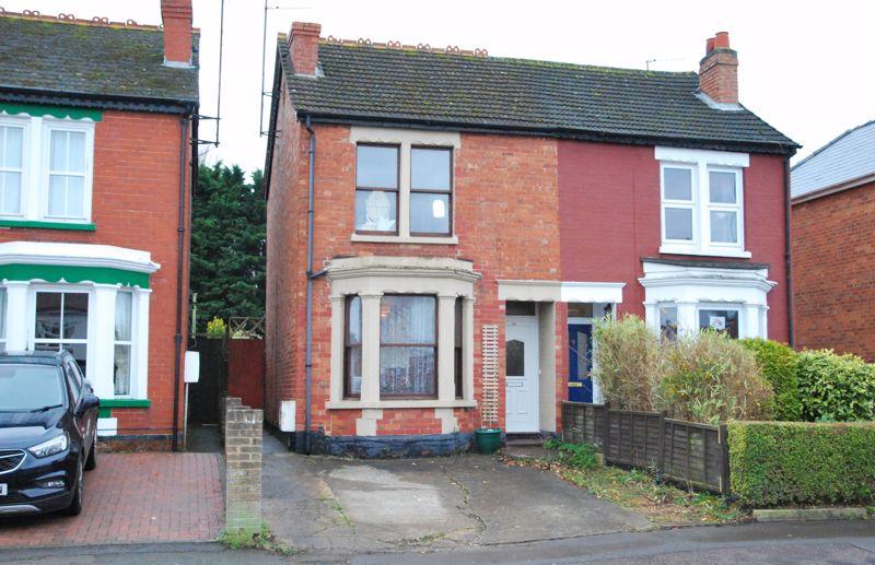 Cotteswold Road, Gloucester 3 bed semidetached house £224,950