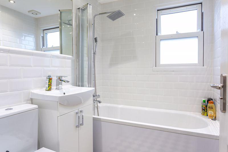Loft Room En-Suite