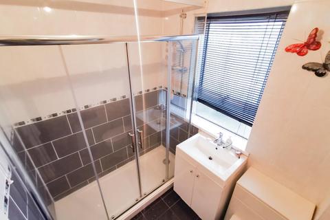 61 Eversley Road, Birmingham, B9 5DF