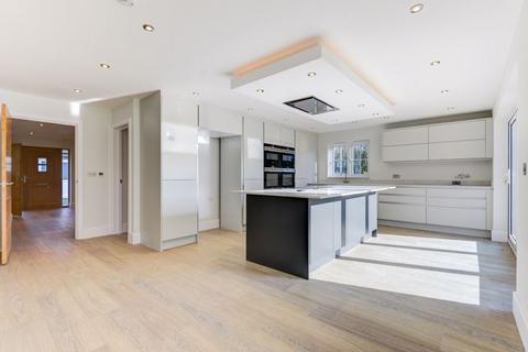 Oakhurst House West Drive, Angmering, Littlehampton, BN16 4JE