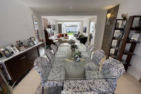 47 West Way, Edgware, HA8 9LA