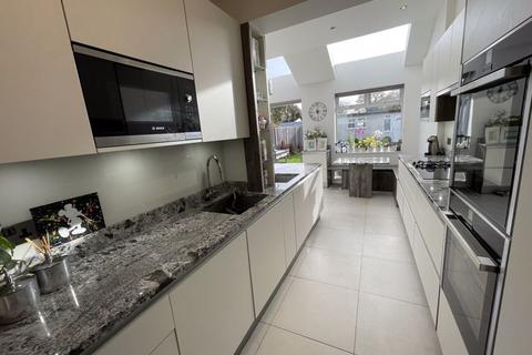 47 West Way, Edgware, HA8 9LA