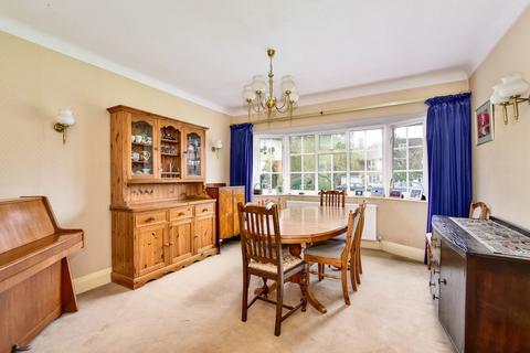 5 bedroom detached house for sale - Pinewood Close, Iver Heath SL0