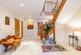 8443999-interior09.jpg