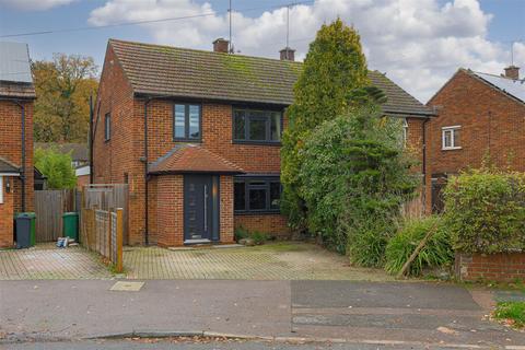 113 New Causeway, Reigate, RH2 7PP