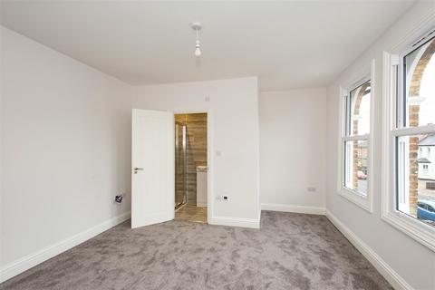 19 Pope Road, Bromley, BR2 9QA