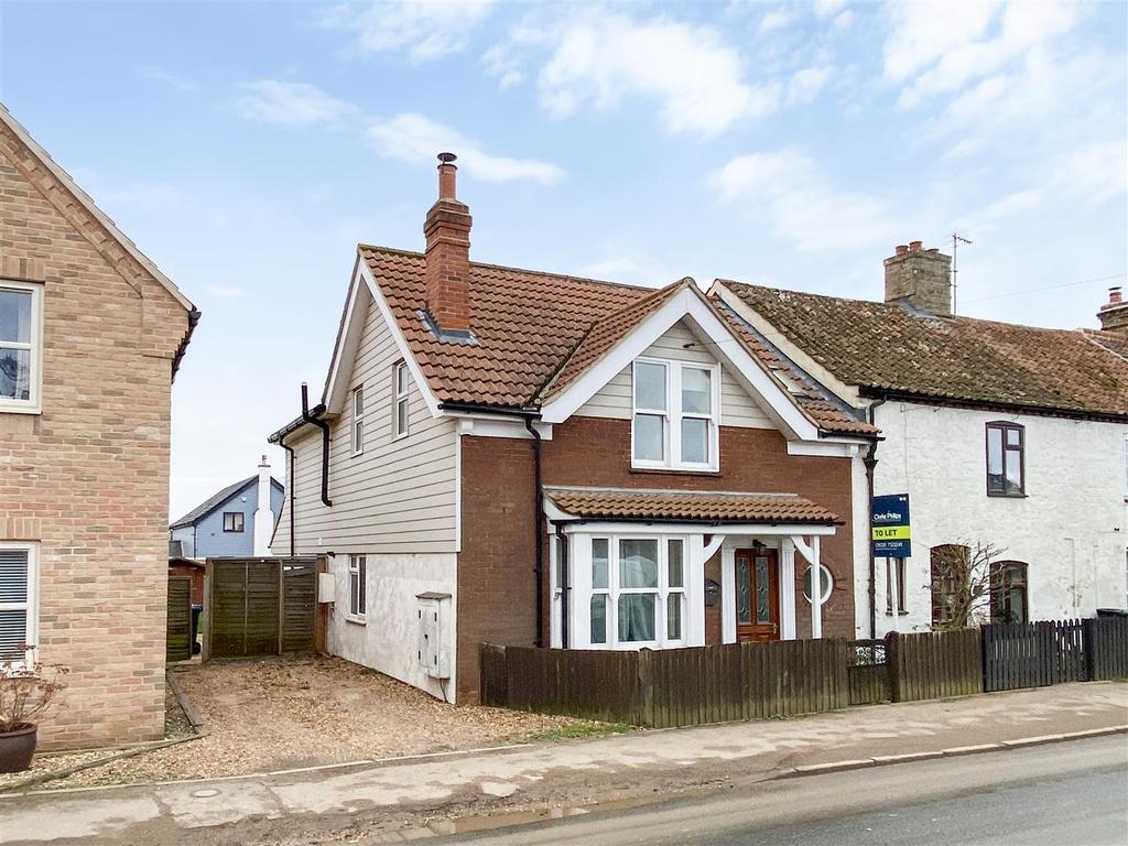 Mildenhall Road Fordham CB7 5NR 4 bed end of terrace house £1,450 pcm (£335 pw)