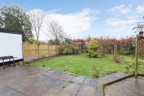21 Highfield Close, Rough Common, Canterbury, CT2 9DX