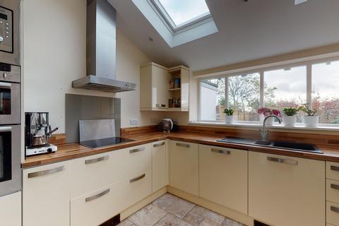 21 Highfield Close, Rough Common, Canterbury, CT2 9DX