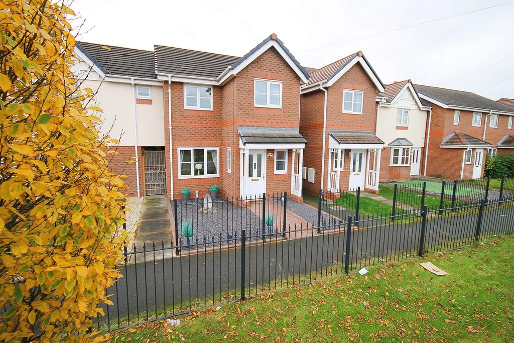 Bewsey Road, Warrington, WA5 3 Bed End Of Terrace House - £165,000