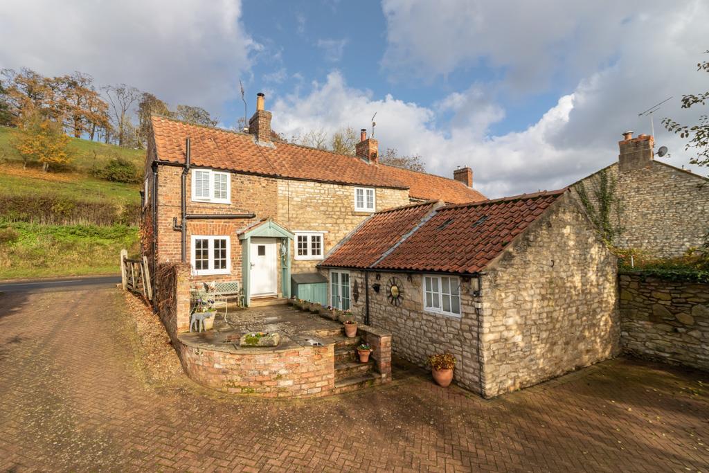 Appletree Cottage, Stonegrave, York 2 bed house £275,000