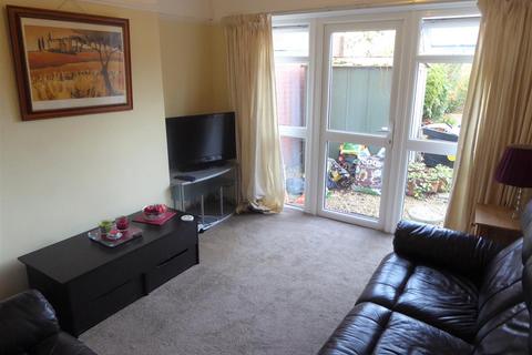 37 Ellington Road, Hounslow, TW3 4HX