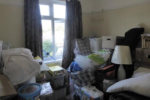 37 Ellington Road, Hounslow, TW3 4HX
