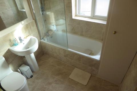 37 Ellington Road, Hounslow, TW3 4HX