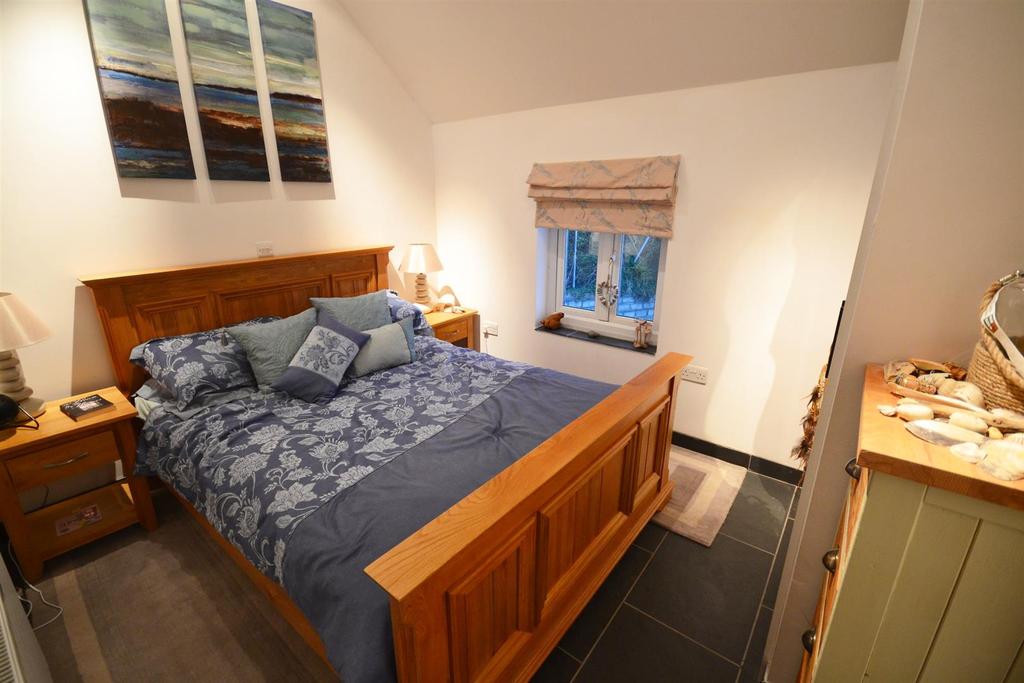 Bedroom one.jpg