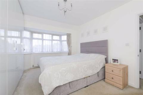 5 Kenilworth Road, Epsom, KT17 2NF