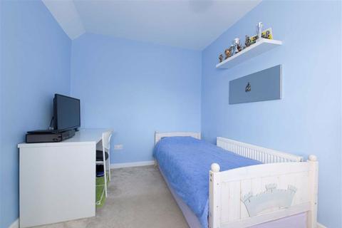 5 Kenilworth Road, Epsom, KT17 2NF
