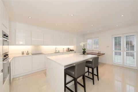 9 Medina Square, Epsom, KT19 7NS