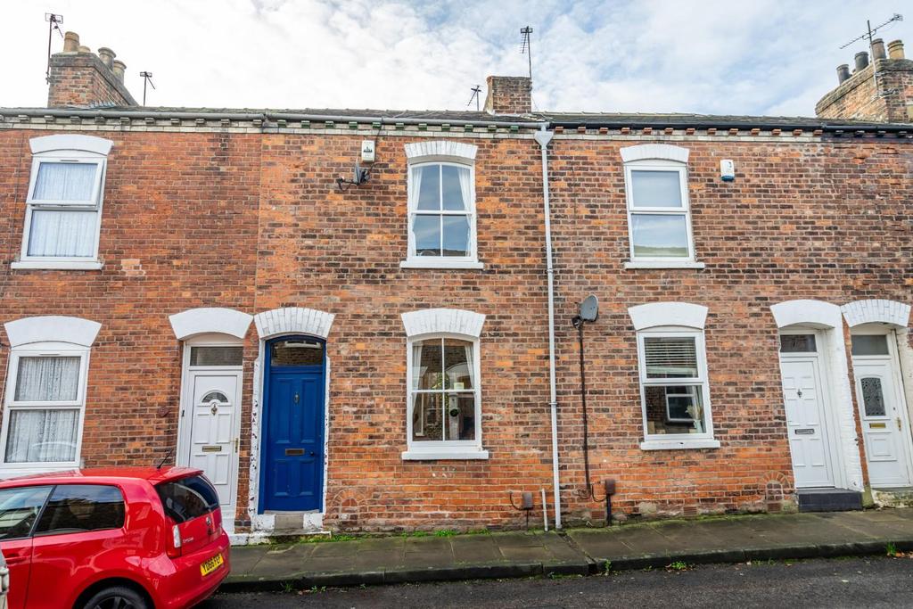 Upper St. Pauls Terrace, York 2 bed terraced house £250,000