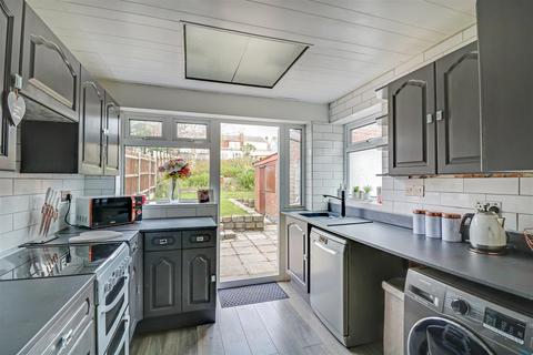 19 Boundary Road, Leigh-on-sea, SS9 5BP