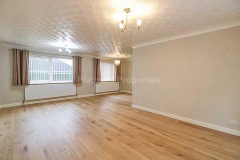 3 bedroom detached bungalow to rent, Springfield Drive, Lakenheath