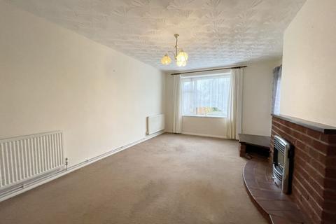 2 bedroom flat to rent, Brabazon Road, Oadby, LE2