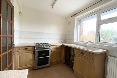 2 bedroom flat to rent, Brabazon Road, Oadby, LE2