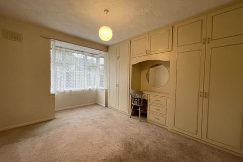 2 bedroom flat to rent, Brabazon Road, Oadby, LE2