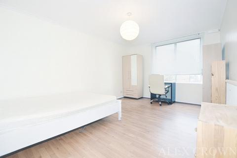undefined, Holland Walk, Archway