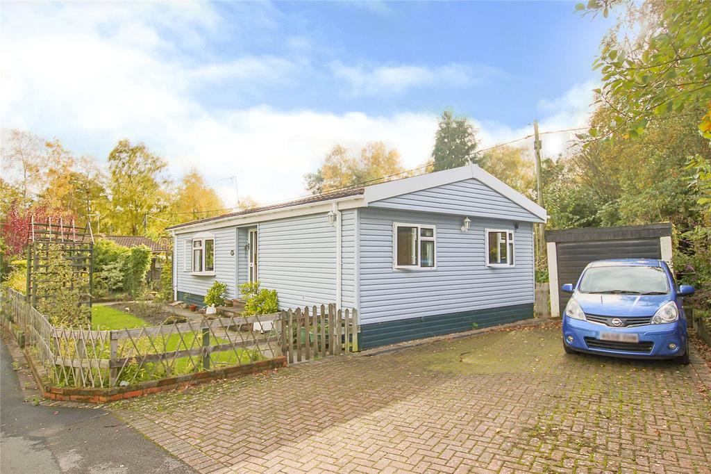 The Plateau, Warfield Park, Bracknell, RG42 3 bed property £230,000