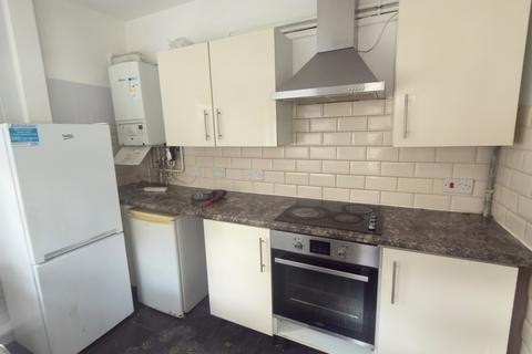 2 bedroom terraced house to rent, High Street, Smethwick, West Midlands, B66