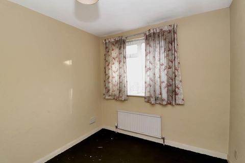 3 Elms Drive, Bourne End, SL8 5HB