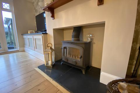 25 Glen Close, Polegate, BN26 5PG