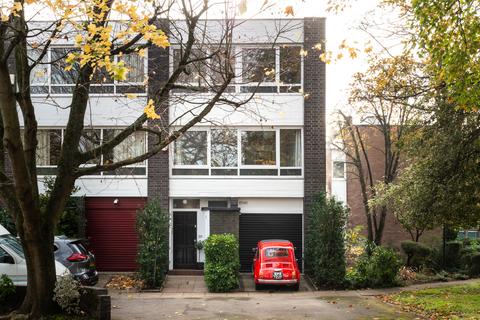 30 The Avenue, Beckenham, BR3 5ER