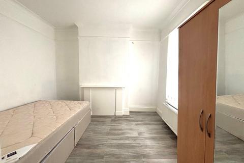 undefined, Broadway, London, W13