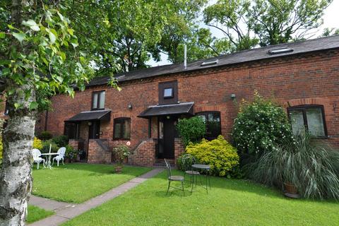 2 bedroom terraced house to rent, Sheepcote Grange, Perryfields Road, Bromsgrove, B61