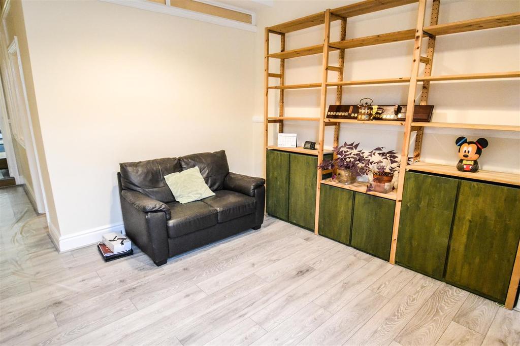 Chatham Road, Northfield, Birmingham, West Midlands, B31 2 bed terraced