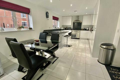 15 Darsdale Drive, Raunds, Wellingborough, NN9 6FA